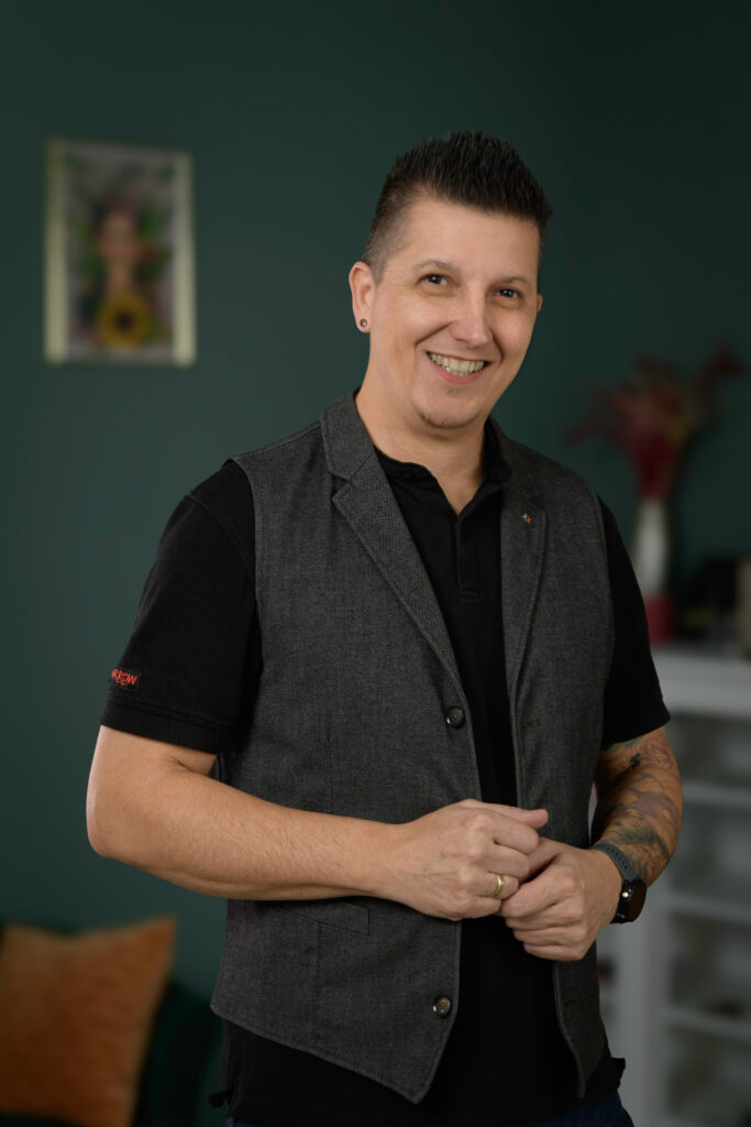 Attila – Tattoo Artist